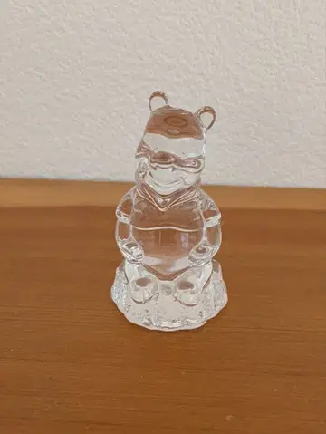 디즈니 크리스탈 유리 곰 푸우 입상