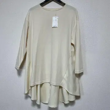 BouJeloud 택 포함 미사용 새상품 상의