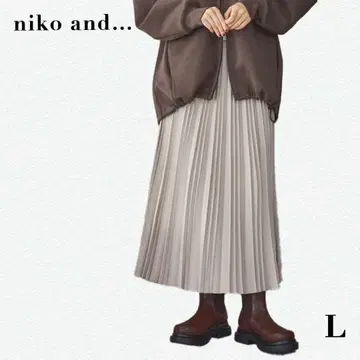 nikoand 니코앤드 스웨이드 소재 플리츠 롱 스커트