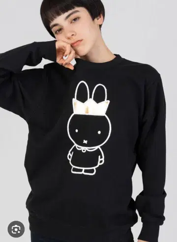 그라니프 미피 콜라보 블랙 금 왕관 맨투맨 트레이닝복 M 남녀 공용