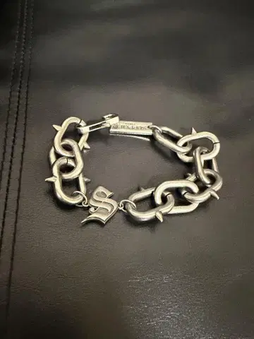 [ SUPPLIER ] BRACELET / 철조망 블레스 팔찌