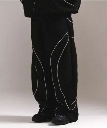 LIBERE WAVE TRACK PANTS 웨이브 트랙 팬츠