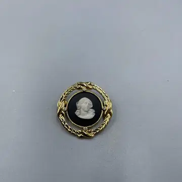 20 WEDGWOOD 골드 카메오 브로치