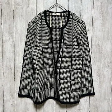 노카라 화이트 블랙 체크 무늬 니트 자켓 [ M ]