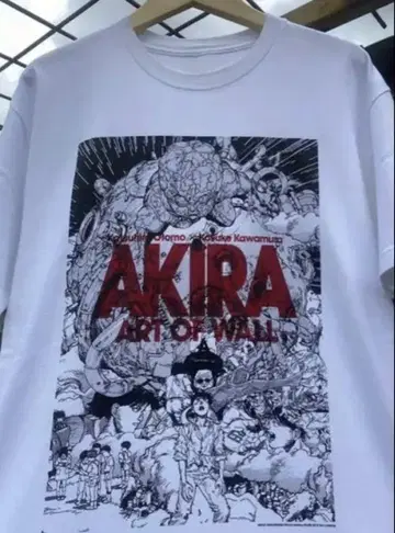 AKIRA 아트 워크 티셔츠 XL