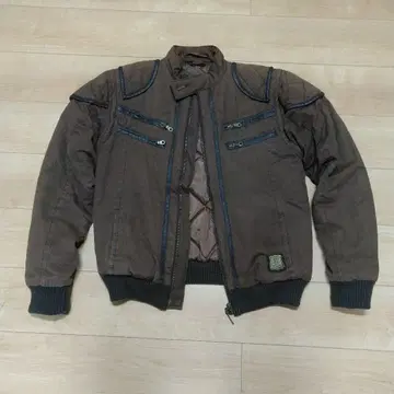 로베르토 카발리의 점퍼