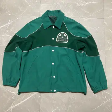 VUITTON 그린 컬러 버튼 자켓