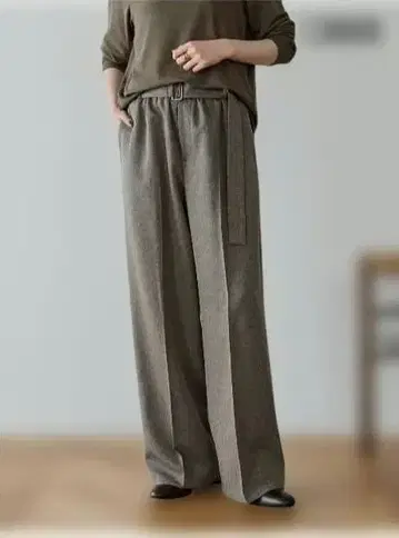 crewre 프리 웨이스트 벨티드 팬츠 2 ash brown