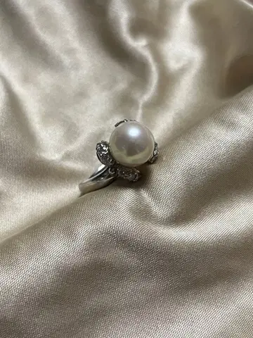 진주와 다이아몬드 반지