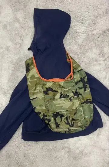 카모 패턴 숄더백