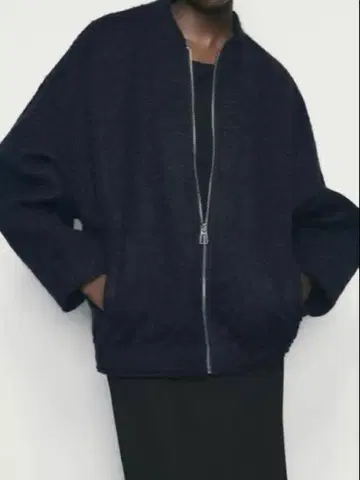 새상품급 ZARA 부클레 오버 사이즈 봄버 자켓 네이비