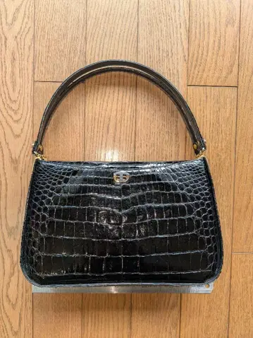 크로커다일 핸드백