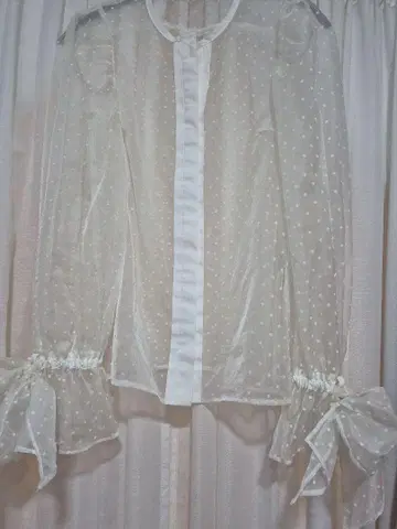 이데알루체 시스루 도트 무늬 긴팔 셔츠