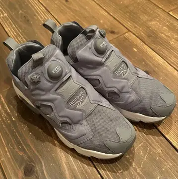 Reebok INSTAPUMP FURY 그레이 스니커즈