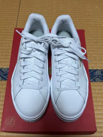 PUMA 우먼 카르멘 2 가죽 스니커즈