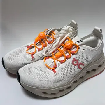 On 러닝화 화이트/오렌지