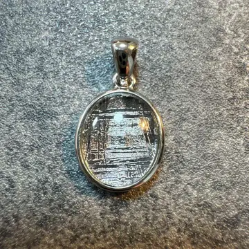 메테오라이트 스웨덴산 무오니오날스타 운석 무오니오날스타 펜던트