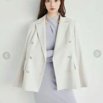 스나이델 테일러드 자켓 그레이지 골드 버튼 어뉴언스