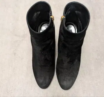 블랙 스웨이드 웨지힐 부티