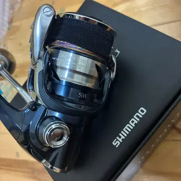 시마노 21트윈파워sw4000XG 새상품급