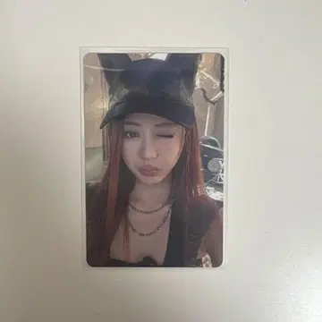 LE SSERAFIM different 윤진 트레이딩 카드