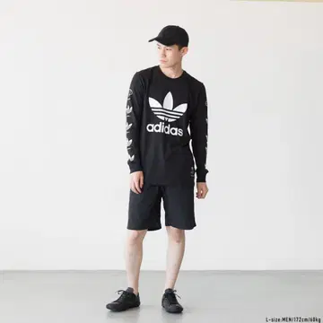 아디다스 아디다스 트레포일 히스토리 롱 슬리브 티셔츠