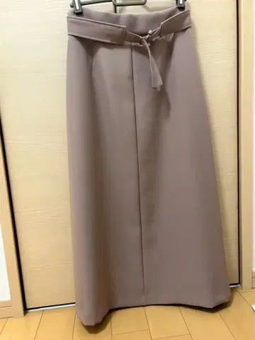 베이지 롱 스커트 허리 리본 포함
