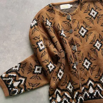 베네통 가디건 올 패턴 브라운 카멜 구제 의류 빈티지