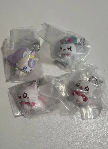 푸치큐아 메지루시 액세서리 4개