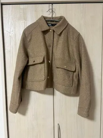 ZARA 소프트 숏 자켓 XL 사이즈