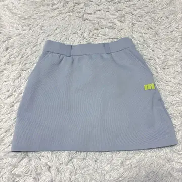 최신작 먼싱웨어 스커트 그레이 사다리꼴 숏 이너 팬츠