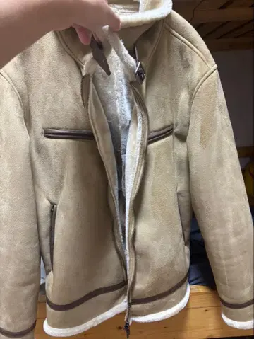 베이지 스웨이드 플리스 자켓