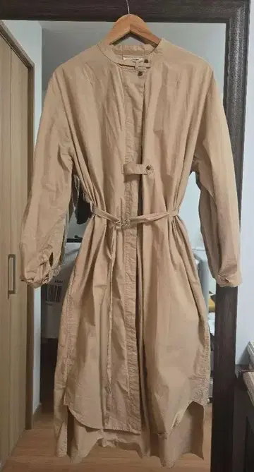 [ 가격 인하 ] FREAK'S STORE 베이지 트렌치코트