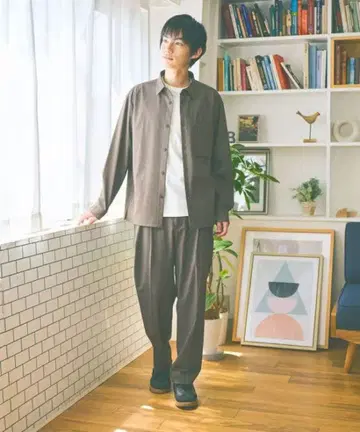 글로벌 워크 어반 셔츠 모카색
