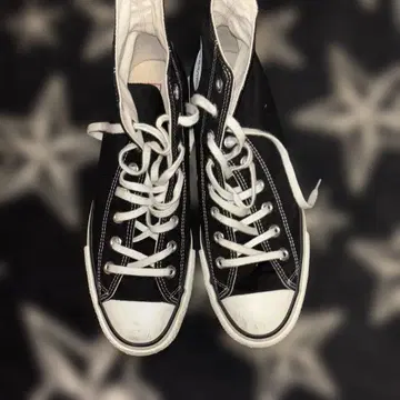 Converse 블랙 하이컷 스니커즈