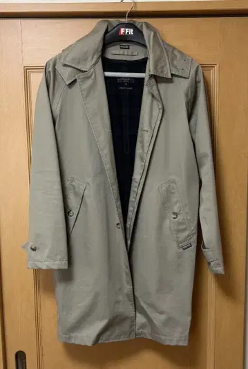 BEAMS 스텐카라 코트 후드 부착 GORE-TEX