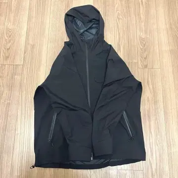 유니클로c 블록 테크 후드티 블랙 XL
