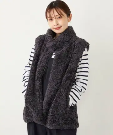 SHIPS Colors 컬리 보아 스탠드 카라 베스트