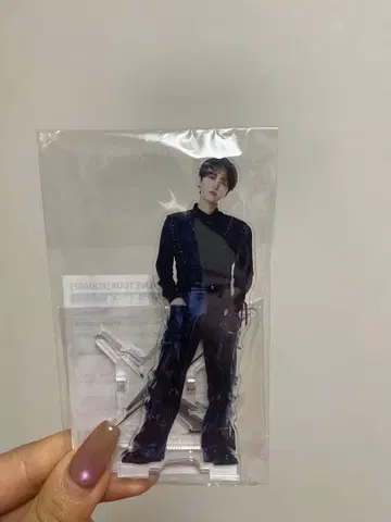 INI 오자키 타쿠미 아크릴 스탠드 XQUARE