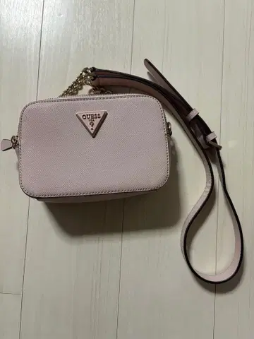 guess 게스 숄더백 핑크