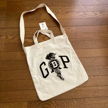 GAP 로고 자수 브루클린 서커스 GAP x BKC 토트백 아이보리