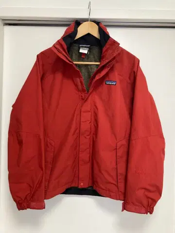 Patagonia 고어텍스 마운틴 후드티 S 사이즈