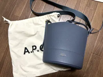 A.P.C. 숄더백 수납 가방 포함