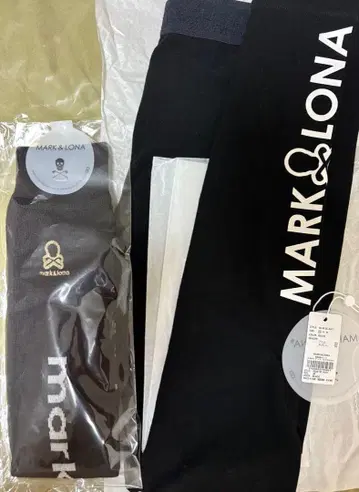 MARK & LONA 레깅스 하이삭스 세트