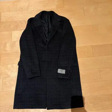 MERINOS 울 100% 체크 무늬 체스터 코트