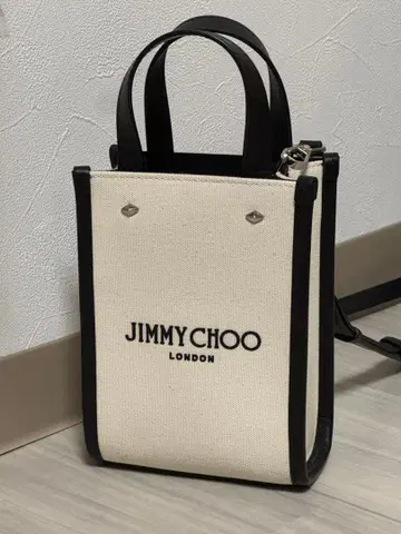 새상품급 JIMMY CHOO 지미추 캔버스 미니 토트백
