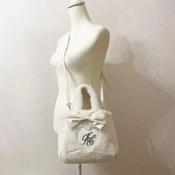 Honey Cinnamon 하트 로고 리본 포함 에코 퍼 백 화이트