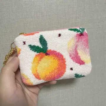 후르츠 패턴 자수 파우치