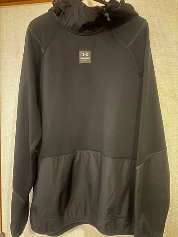 새상품 Under Armour RUSH 블랙 후드티 XL