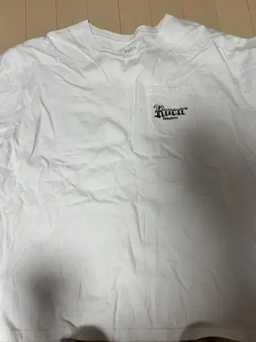 RVCA 화이트 T셔츠 시큐리티 디자인